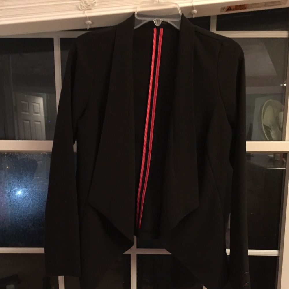 LIKE NEW Maurices Loose Open Blazer